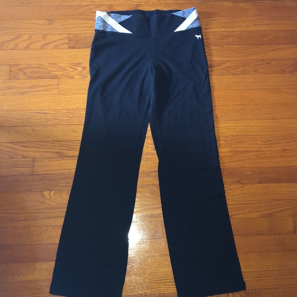 Victoria’s Secret yoga pants